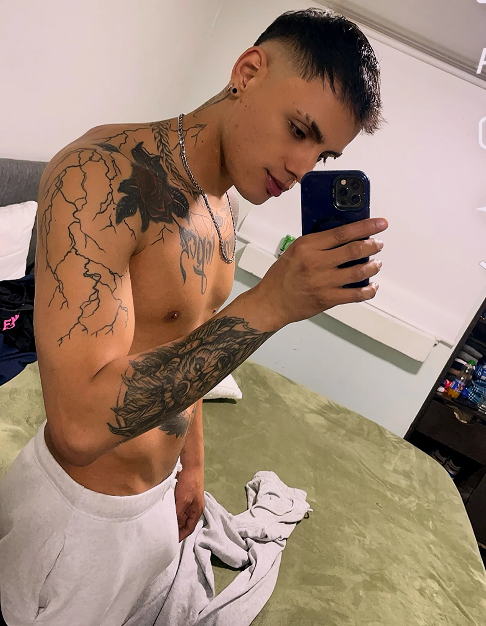 XXX Porn Photo of Nude danilohot_19 5