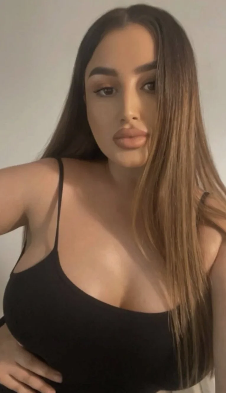 XXX Porn Photo of Nude hotAlys 1