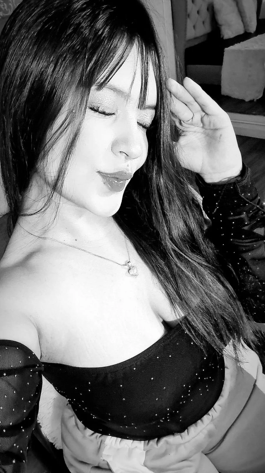 XXX Porn Photo of Nude Jolie_price 58