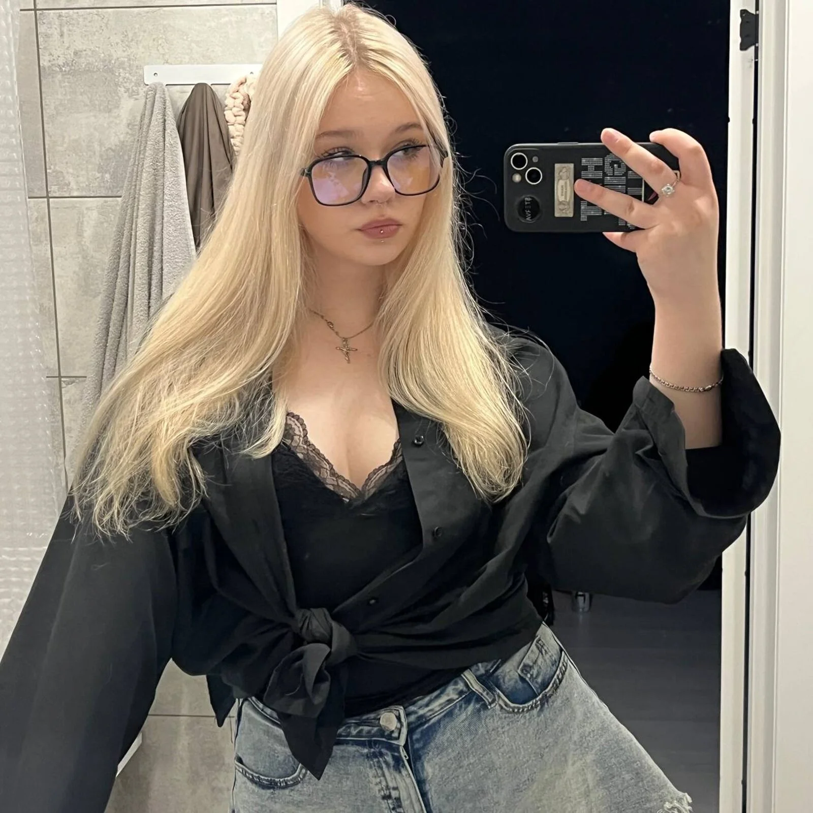 XXX Porn Photo of Nude MichelleMargiela 1