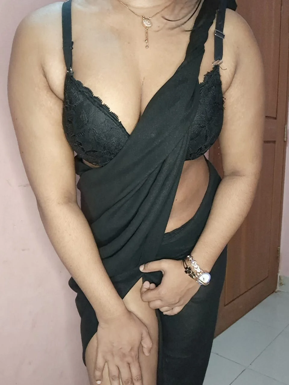 XXX Porn Photo of Nude Ismanur11 12