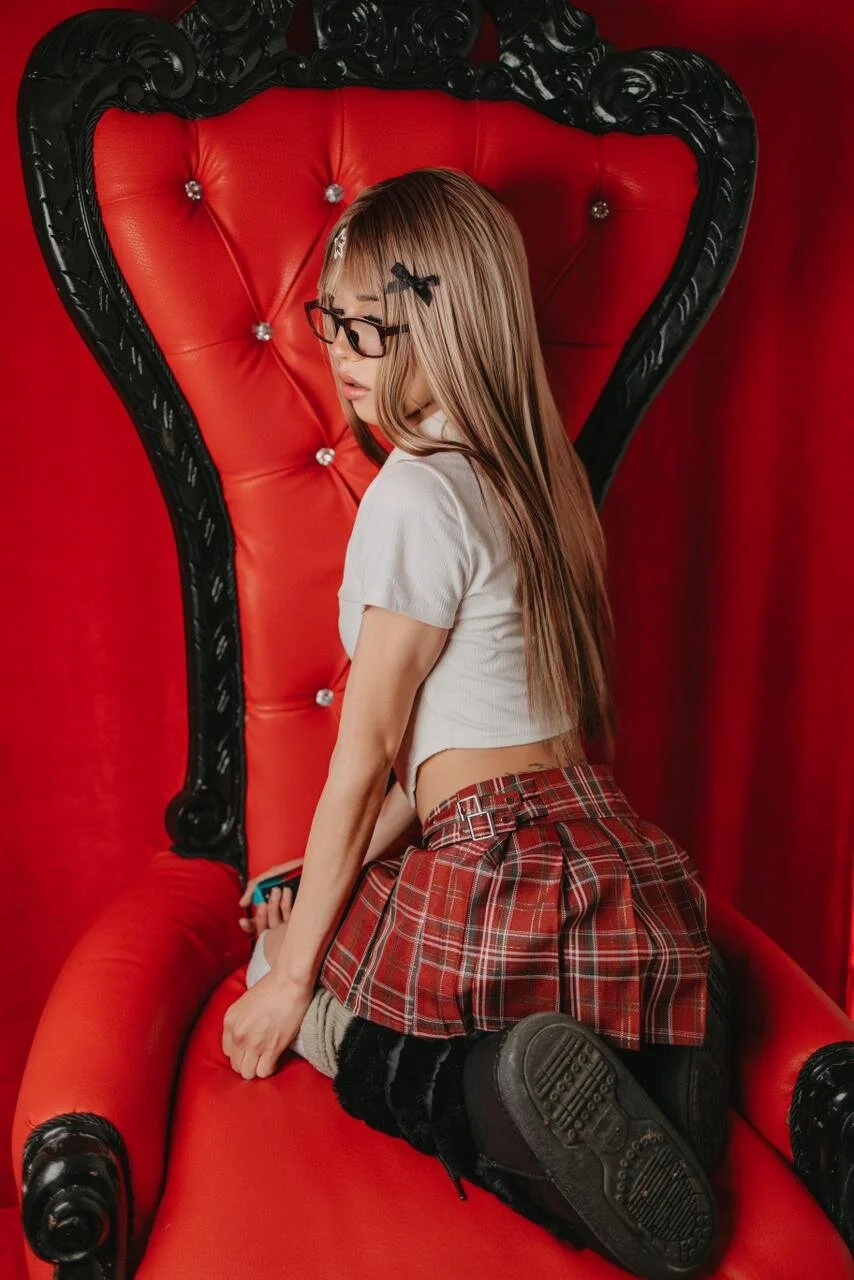XXX Porn Photo of Nude ashleey_doll 1