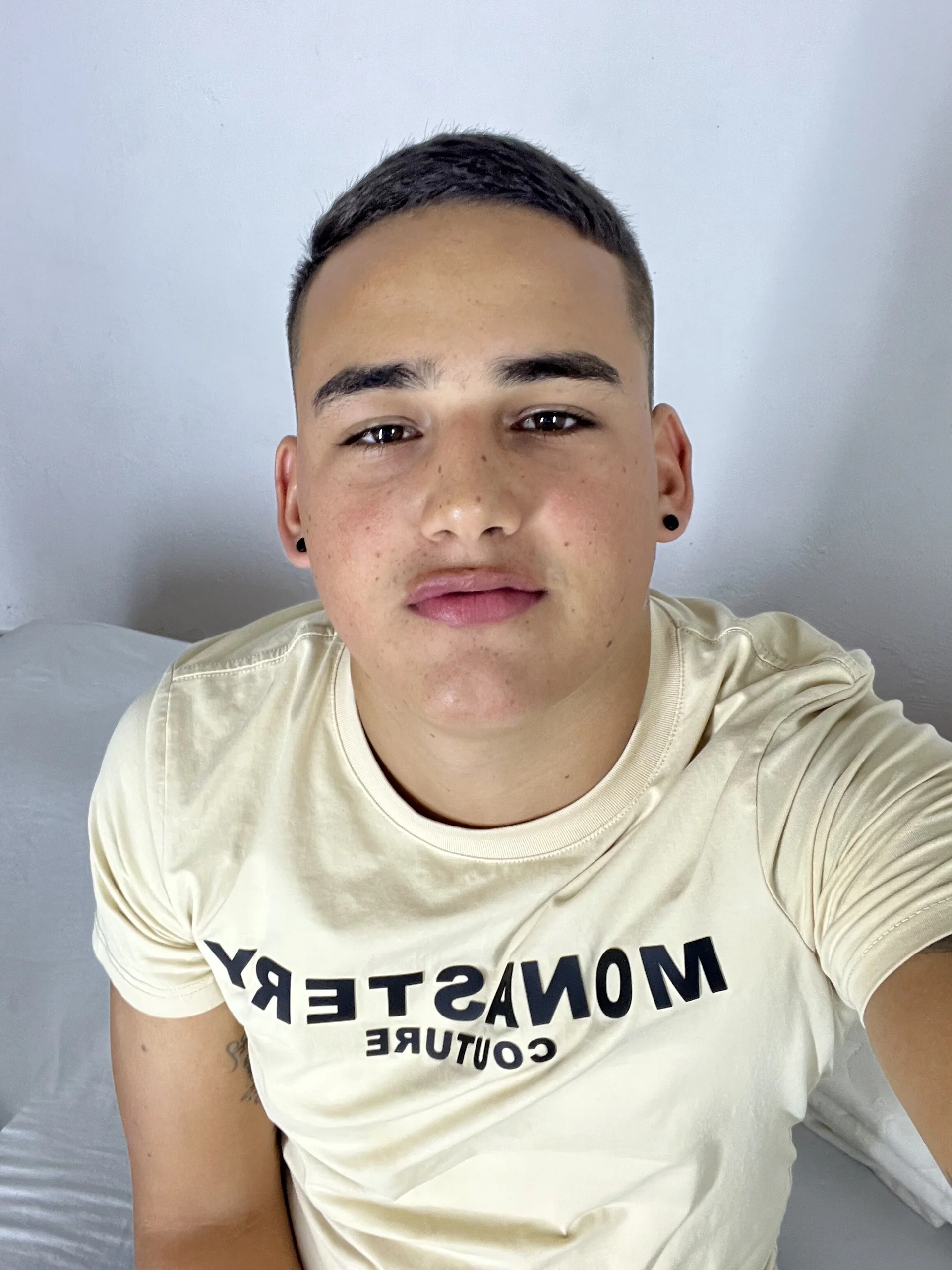 XXX Porn Photo of Nude Latino_Junge 1