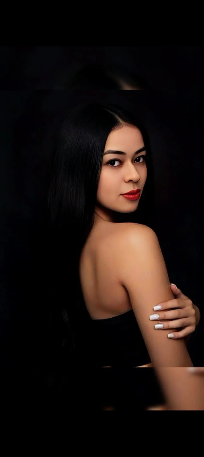 XXX Porn Photo of Nude mayhott2 1
