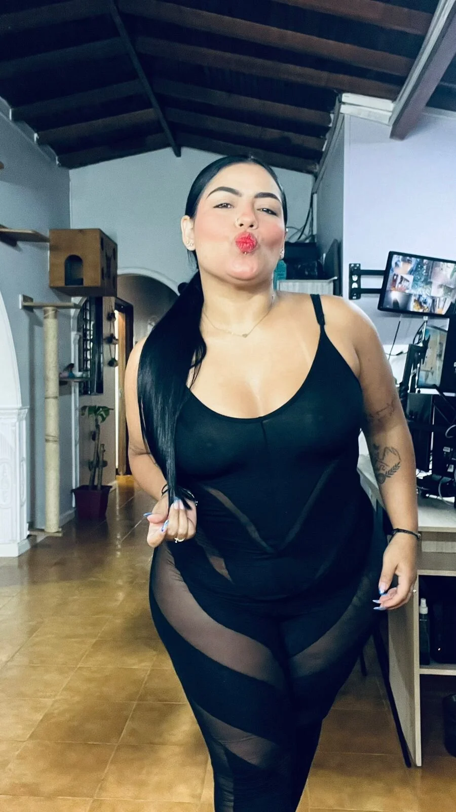 XXX Porn Photo of Nude kiana_cream 784