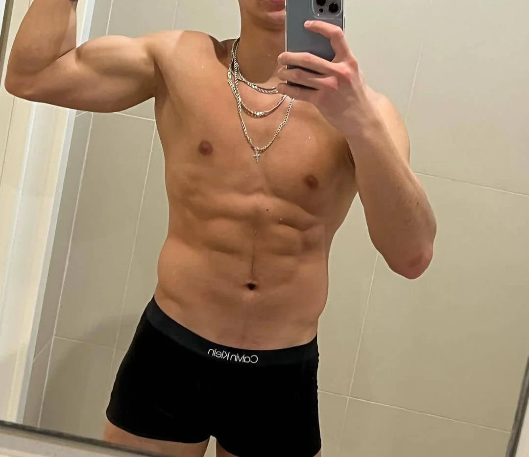 XXX Porn Photo of Nude HotShadowX 2
