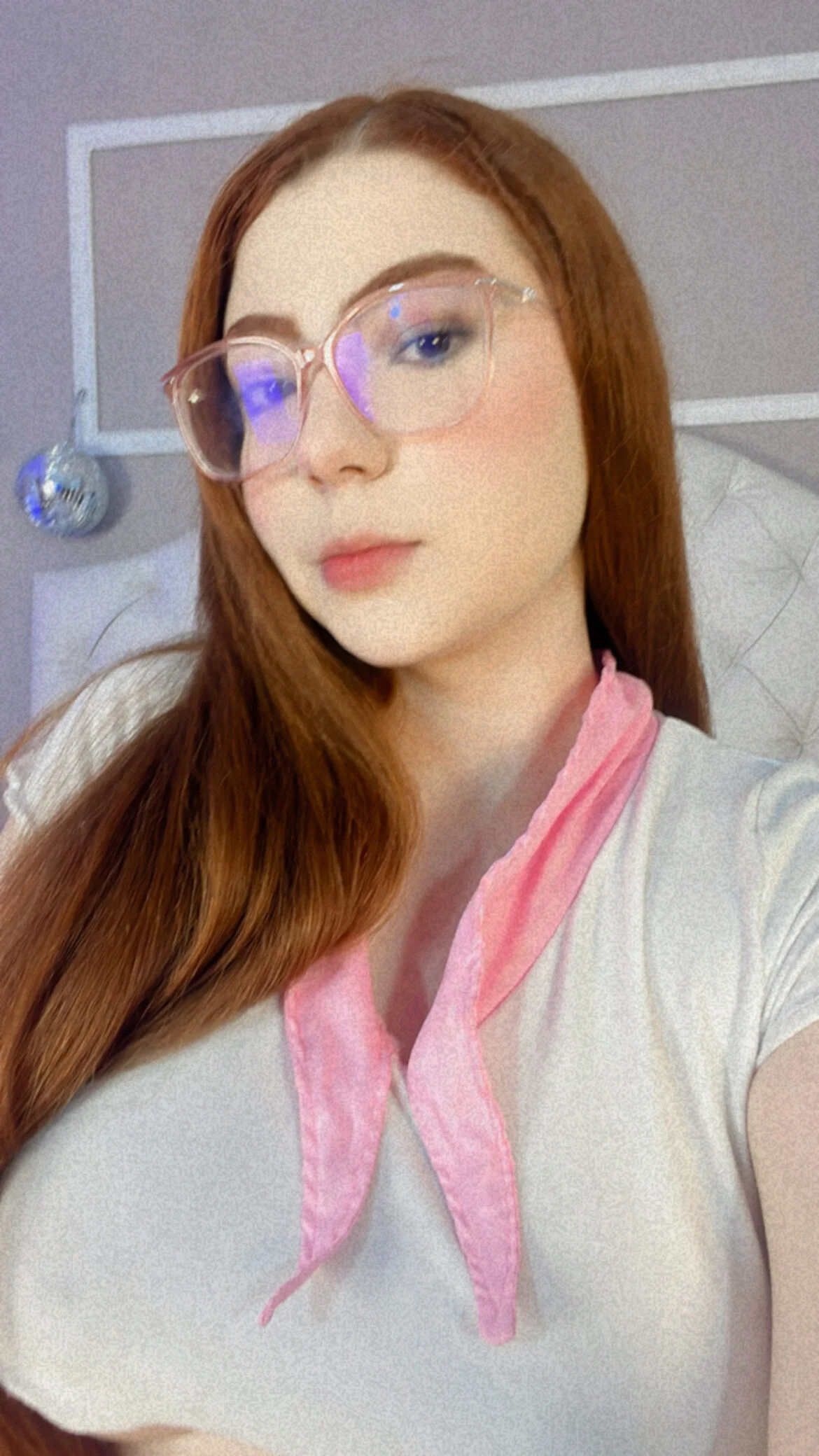 XXX Porn Photo of Nude lizy_portman 14