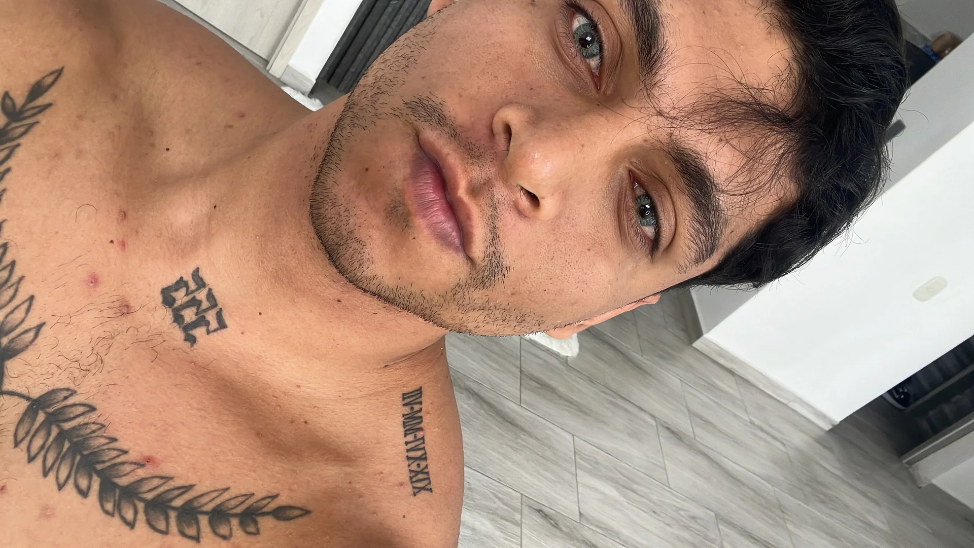 XXX Porn Photo of Nude Nicolasmontoya16 35