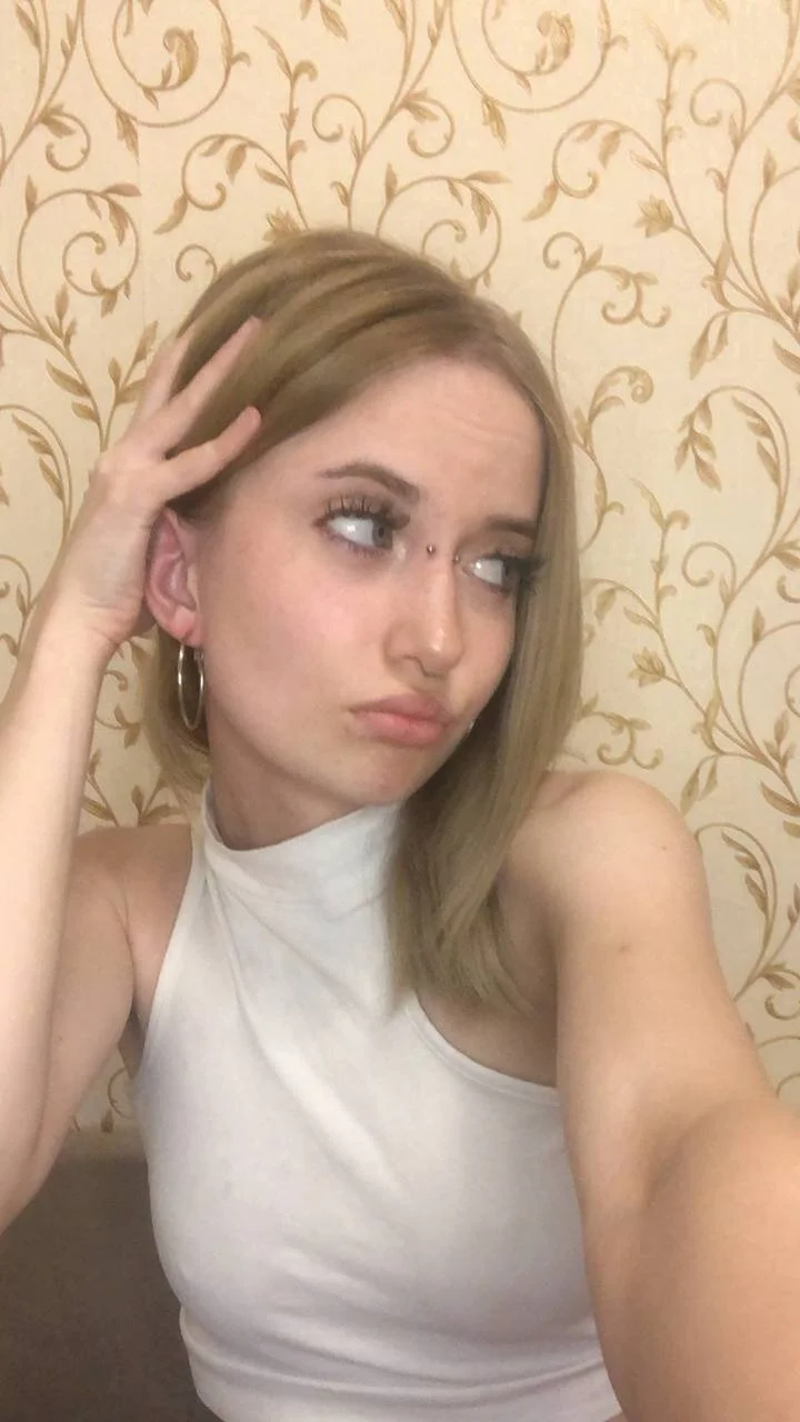 XXX Porn Photo of Nude kittywithu 2