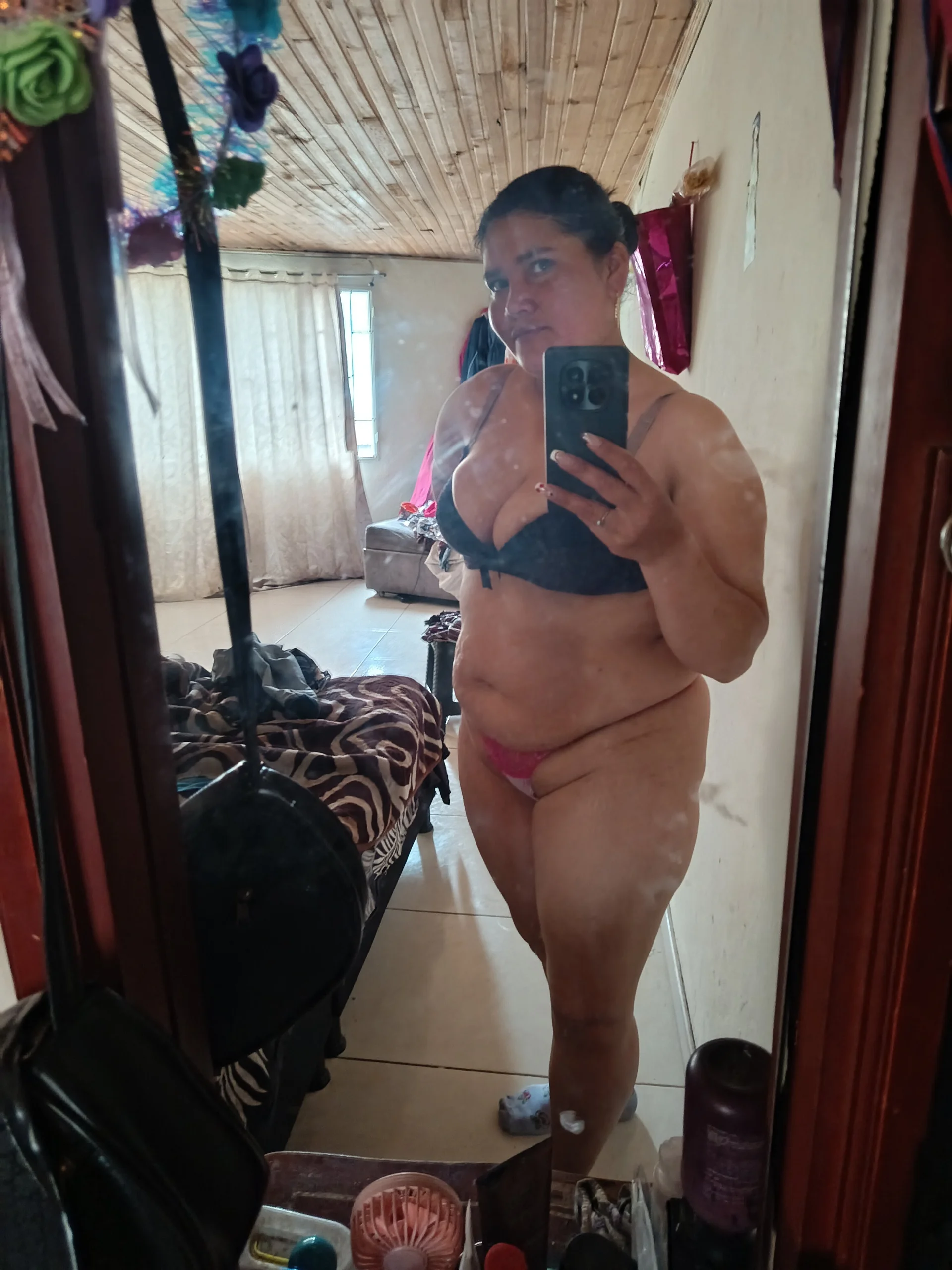 XXX Porn Photo of Nude Angela_sexygordis 2