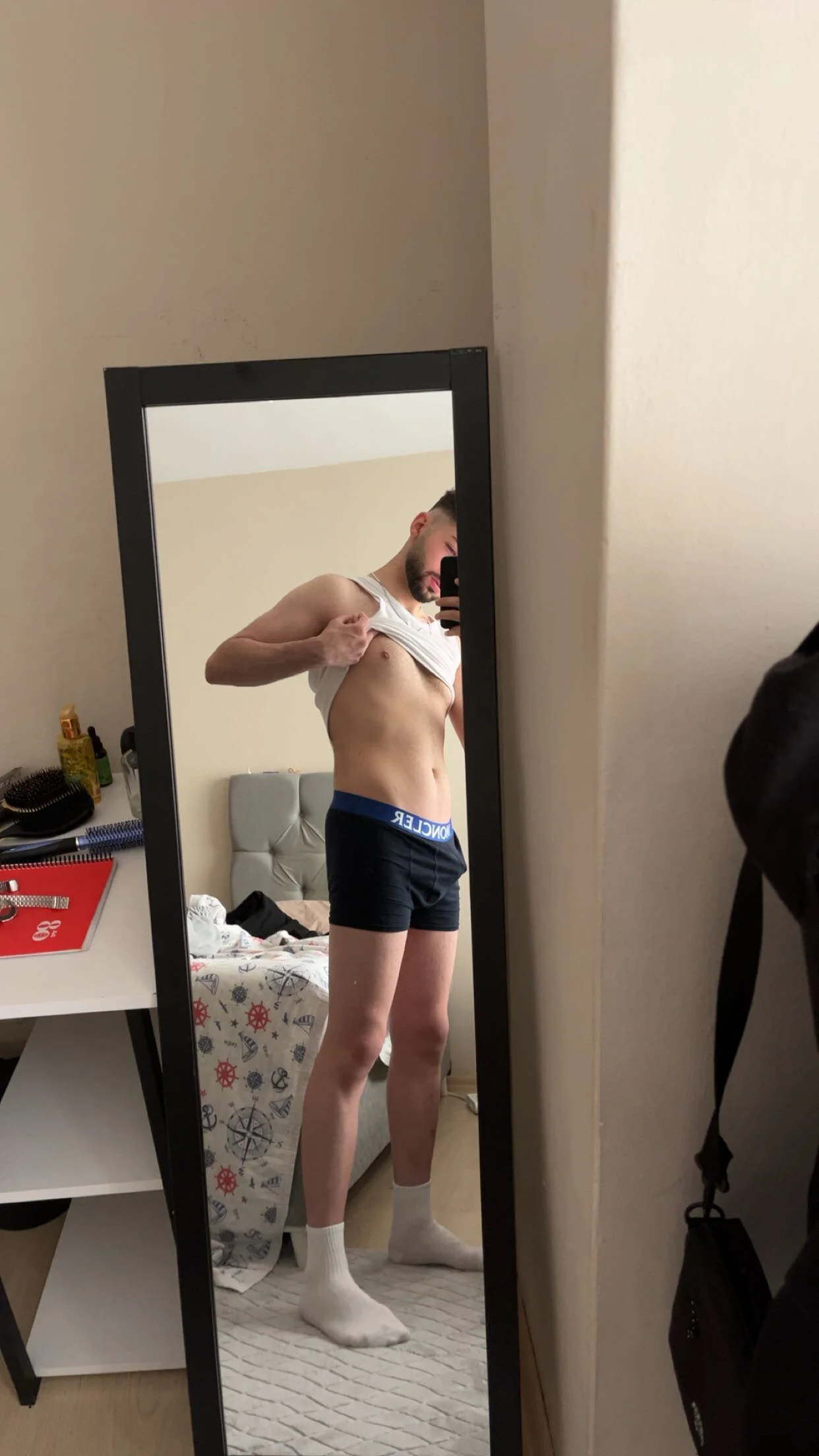 XXX Porn Photo of Nude kadiiirrb 1