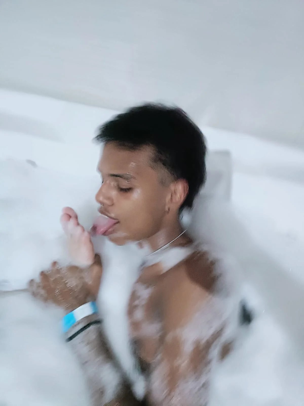 XXX Porn Photo of Nude suckdream 10
