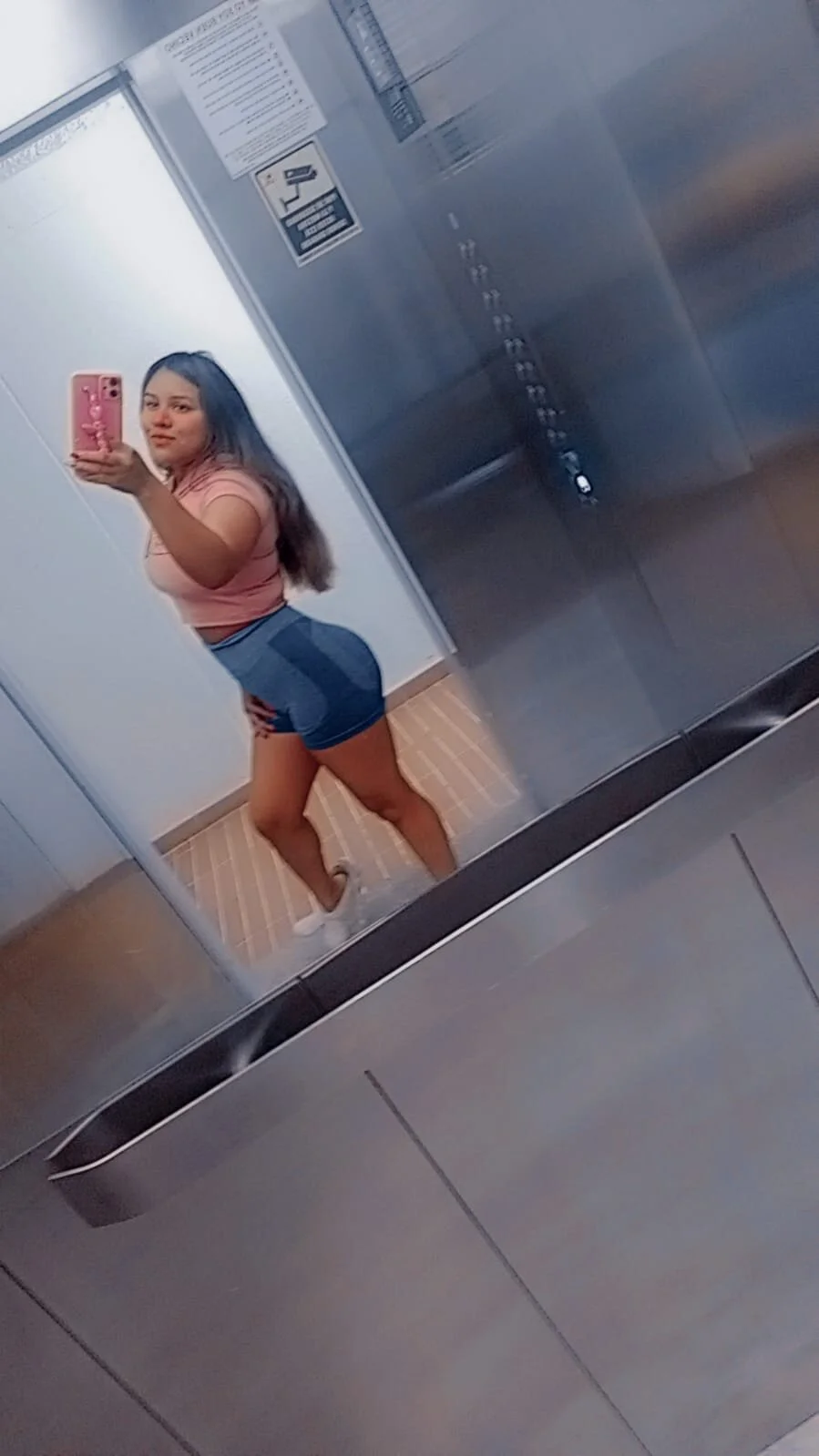 XXX Porn Photo of Nude stephanie_ross 17