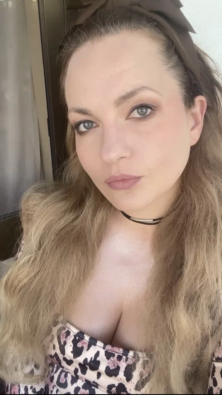 XXX Porn Photo of Nude UnderWunder 5