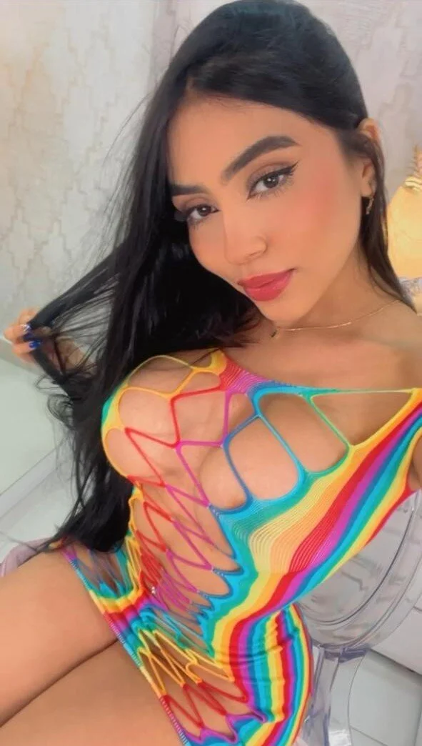 XXX Porn Photo of Nude elasummer 5