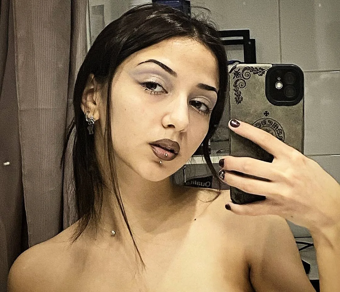 XXX Porn Photo of Nude littleevilon 5