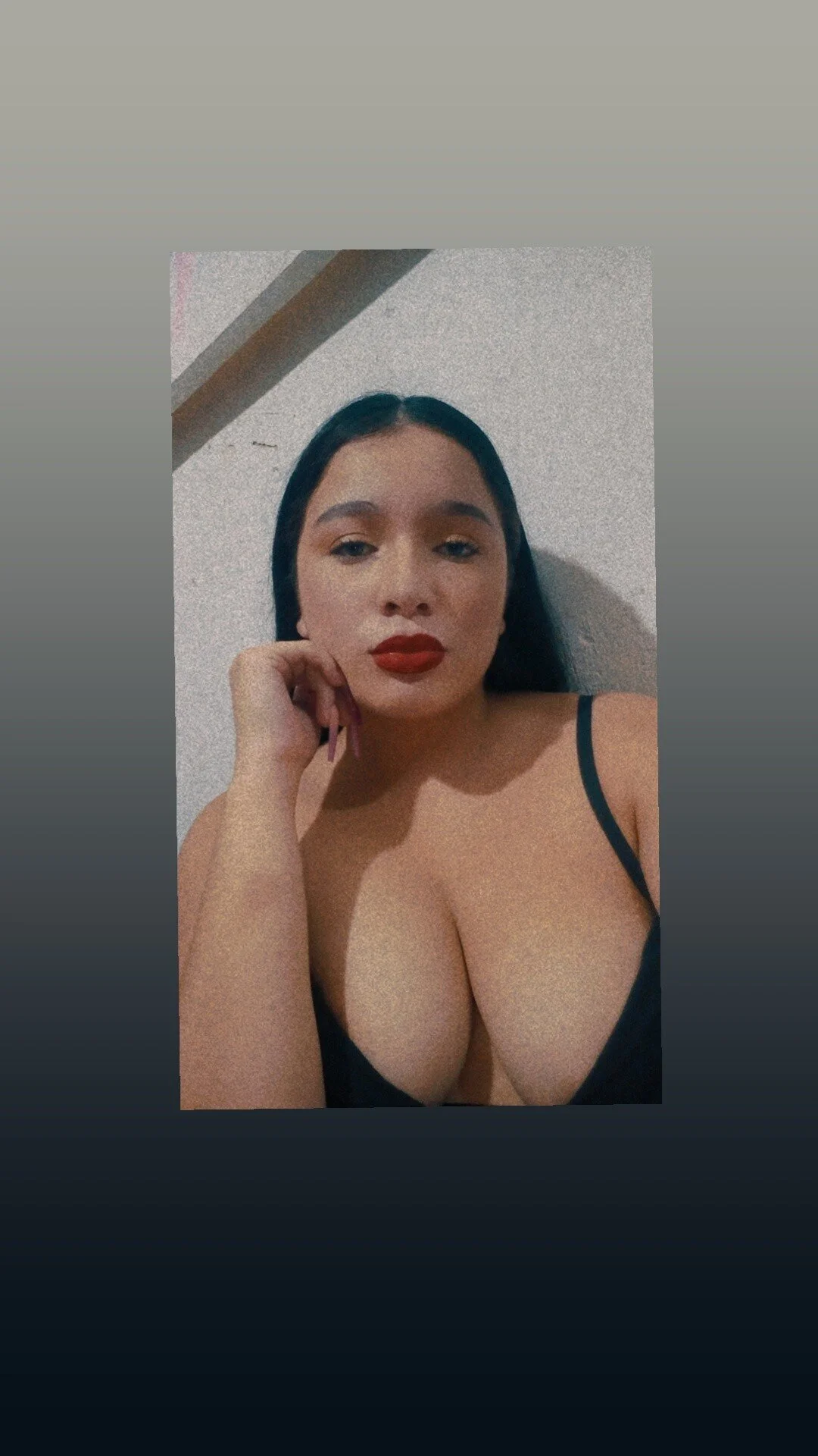 XXX Porn Photo of Nude Leslydeleon23 7