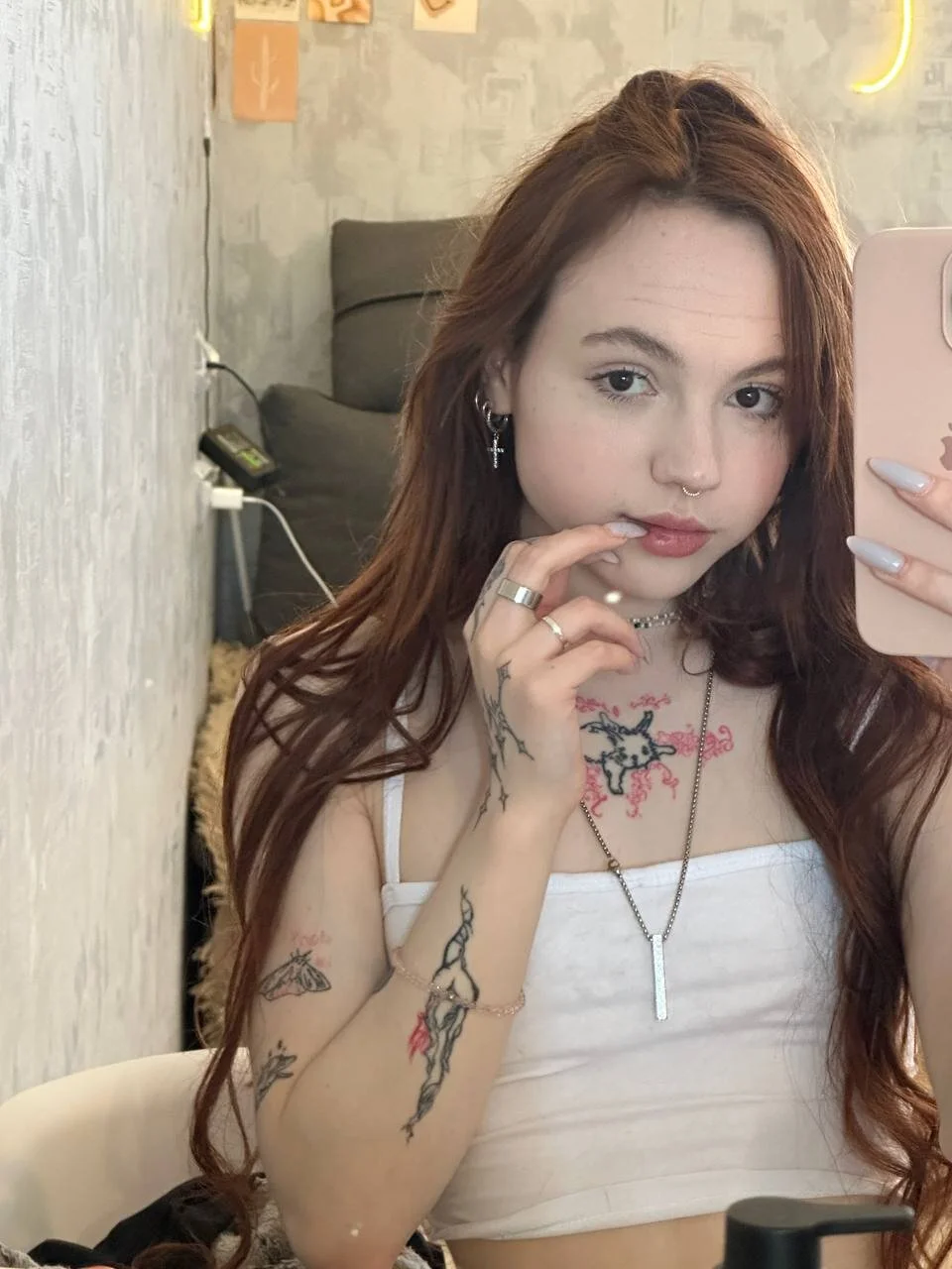 XXX Porn Photo of Nude Lusy_PickMe 44