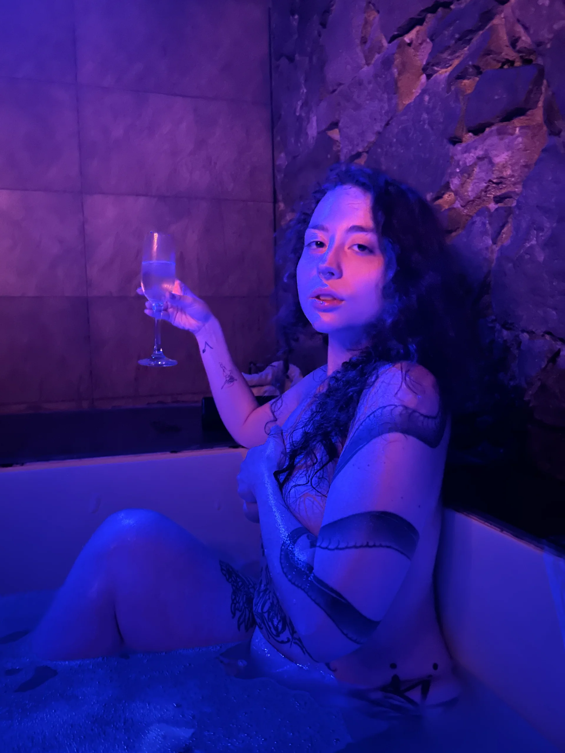 XXX Porn Photo of Nude ladyturtle 4