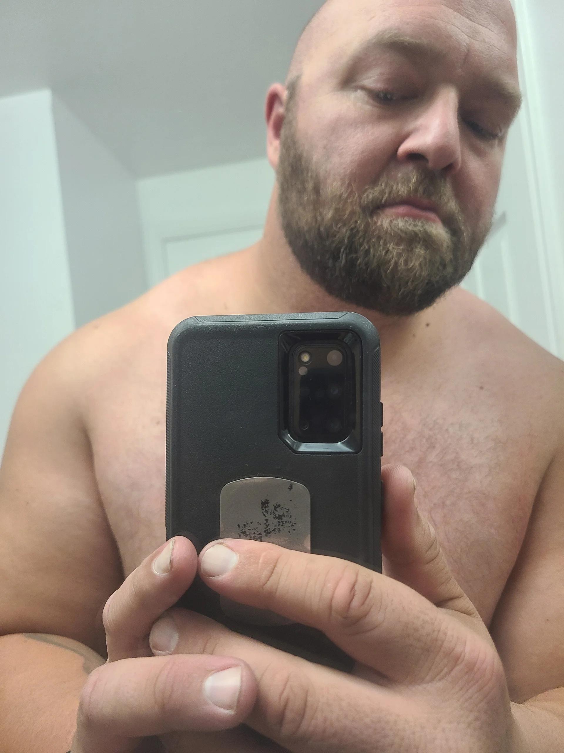 XXX Porn Photo of Nude Strong_Bear89 4