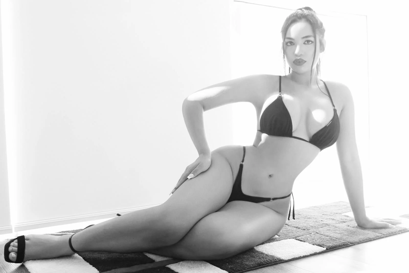 XXX Porn Photo of Nude isa_butron 17