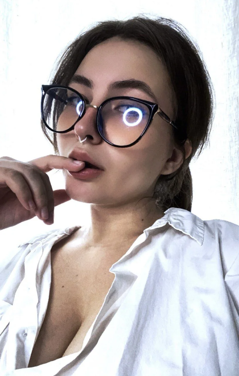 XXX Porn Photo of Nude LisaCase 7