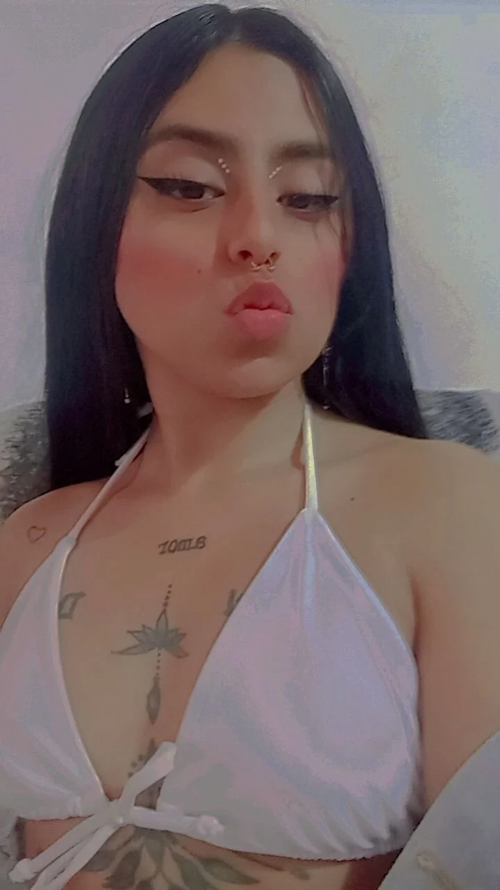 XXX Porn Photo of Nude emily_n_abby 3