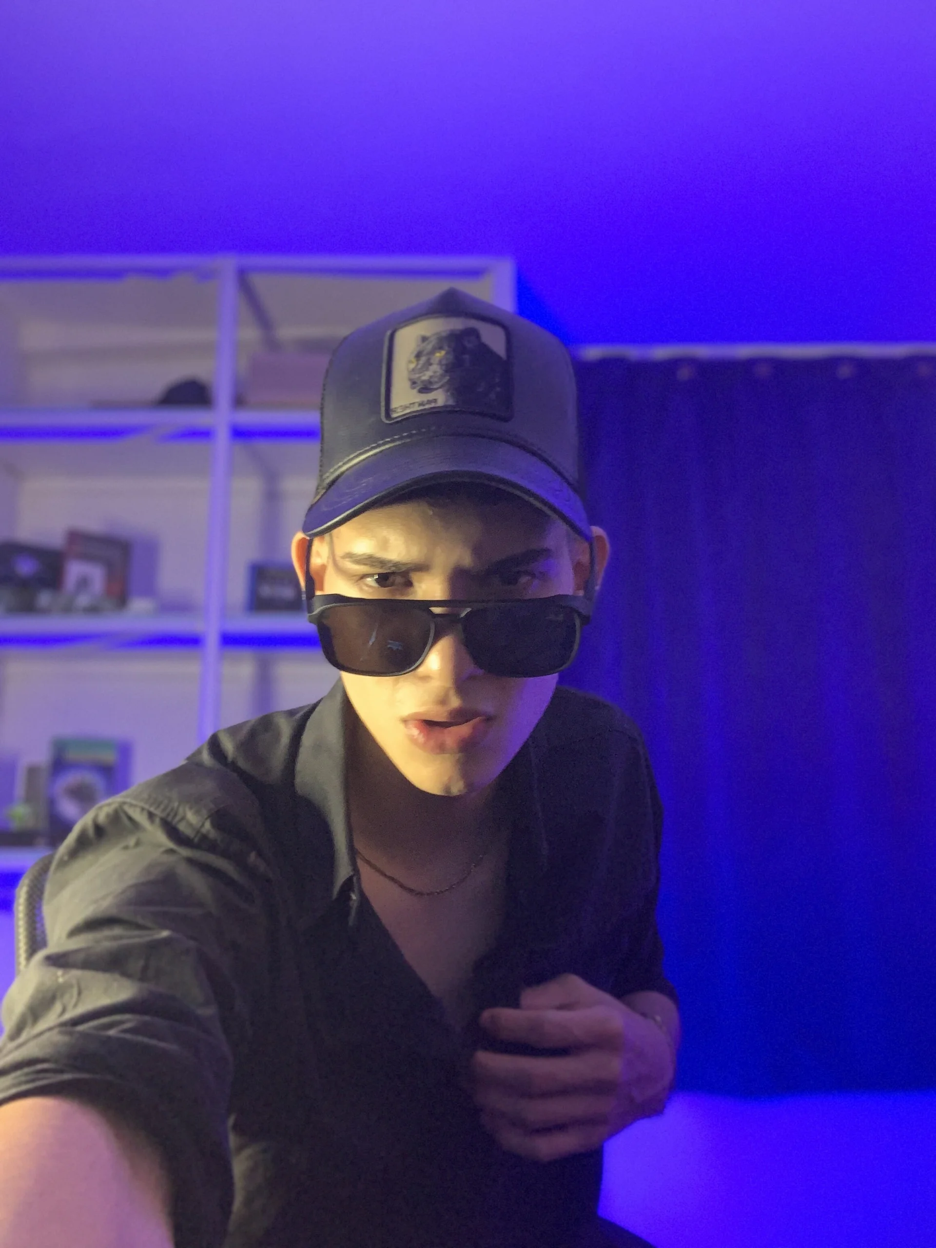 XXX Porn Photo of Nude god_drake 17