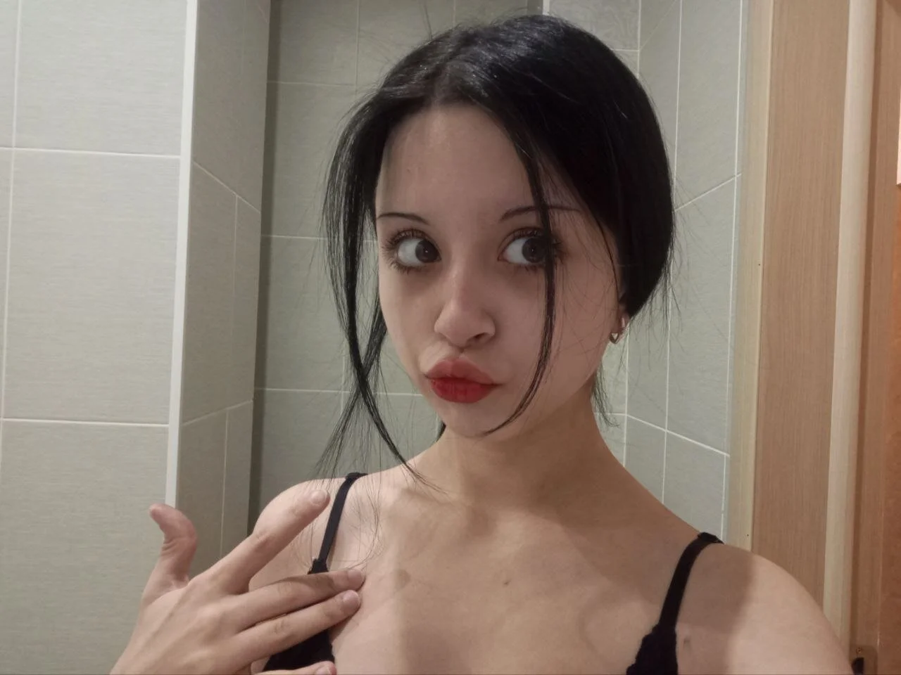 XXX Porn Photo of Nude AshleyxSecret 9
