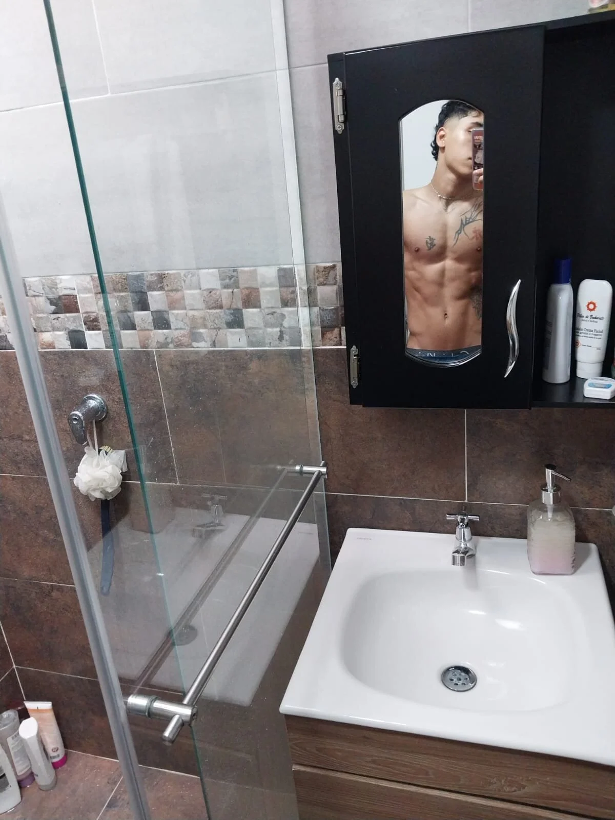 XXX Porn Photo of Nude ryan_g777 4