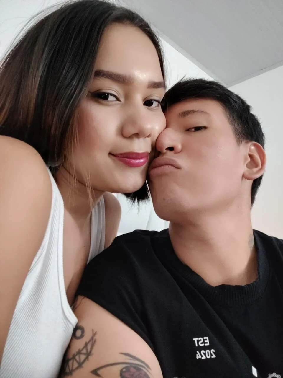 XXX Porn Photo of Nude ethanandzoe 4