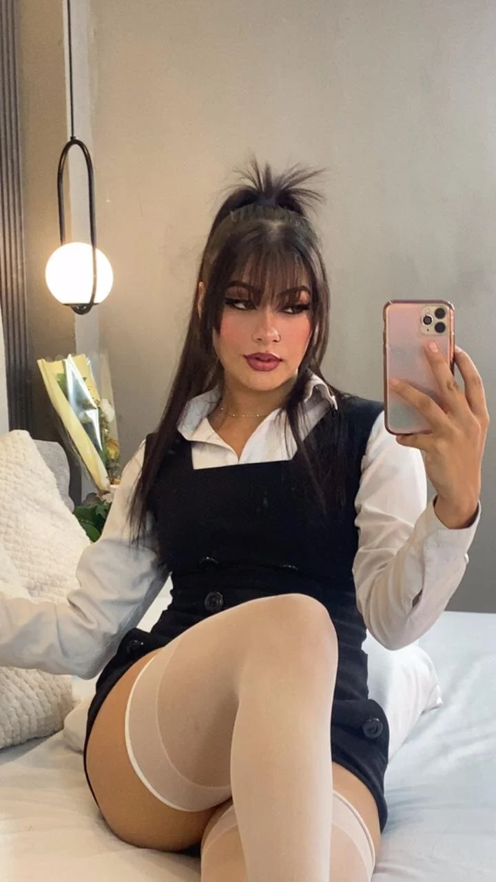 XXX Porn Photo of Nude DahliaRouse 2