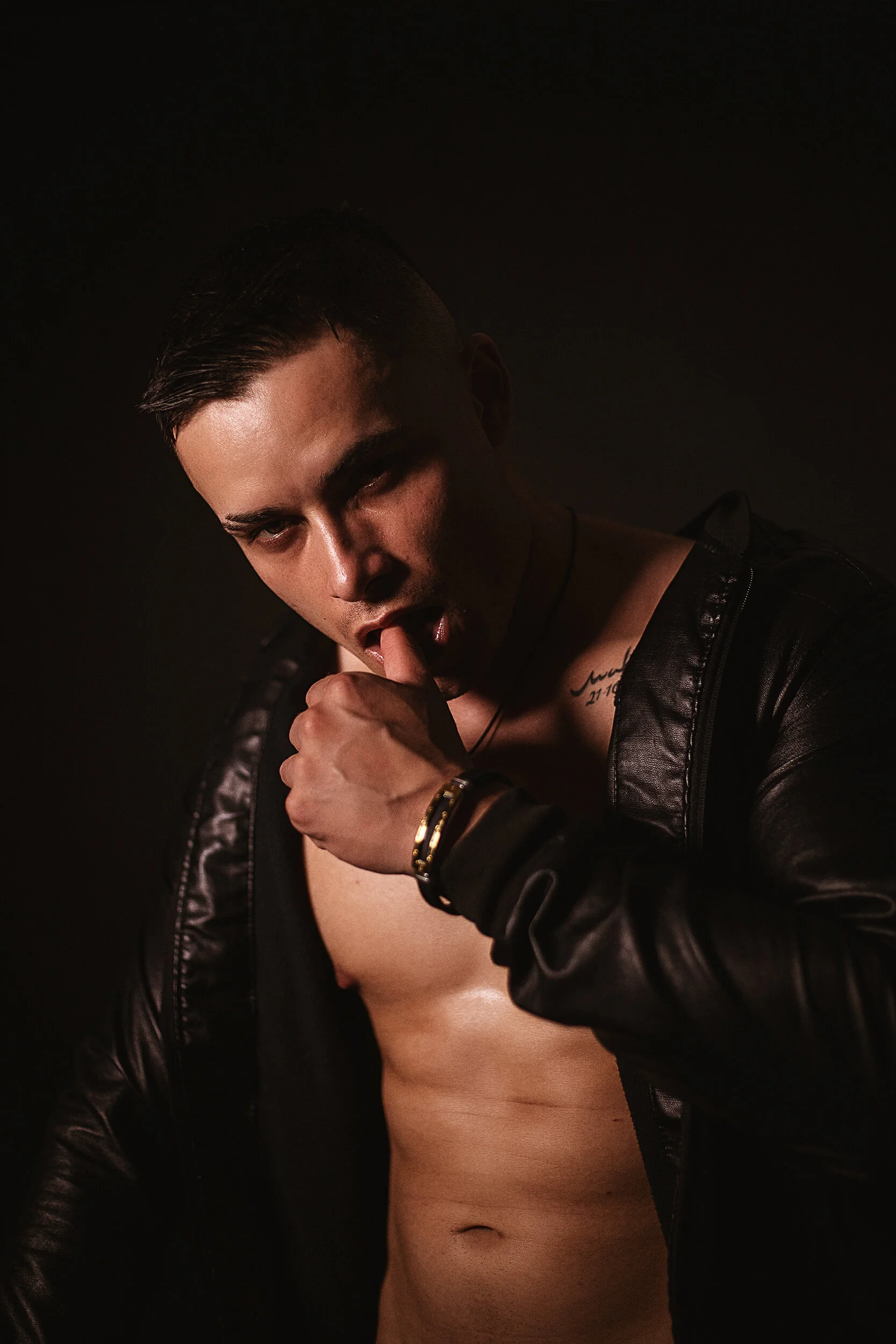 XXX Porn Photo of Nude connorsmiith 4