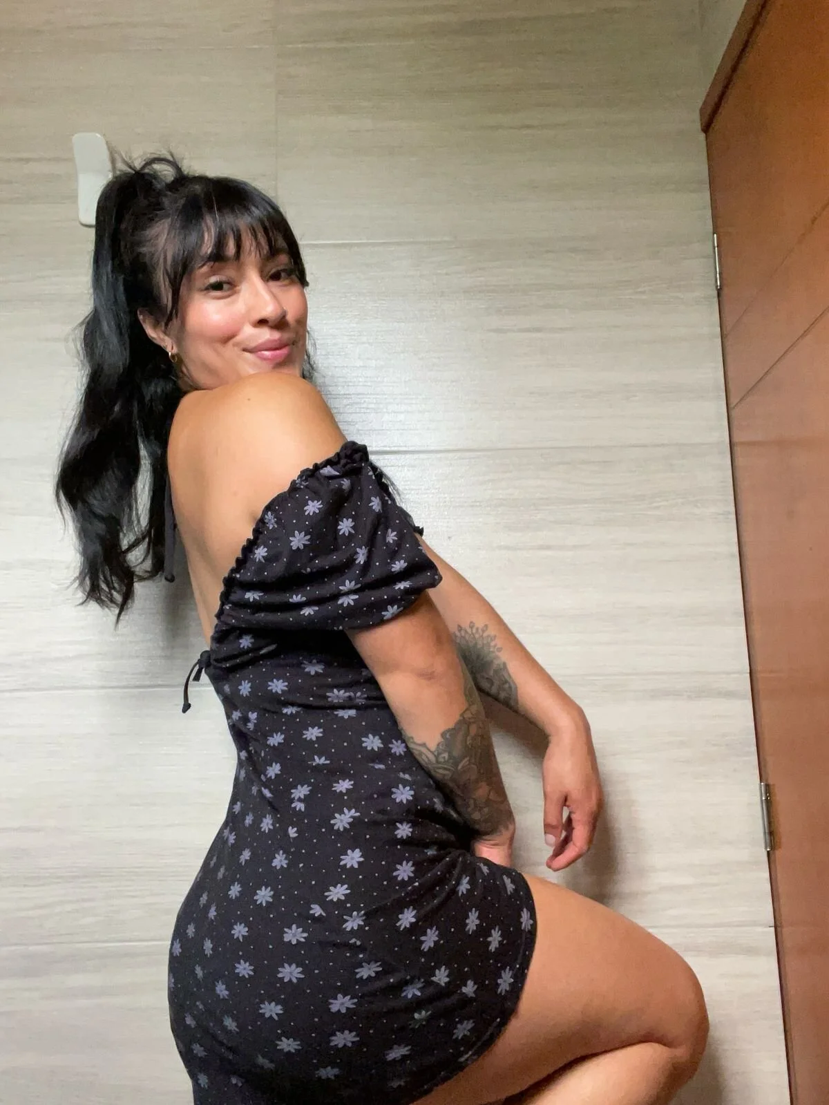 XXX Porn Photo of Nude Isabella_Collen_v 5