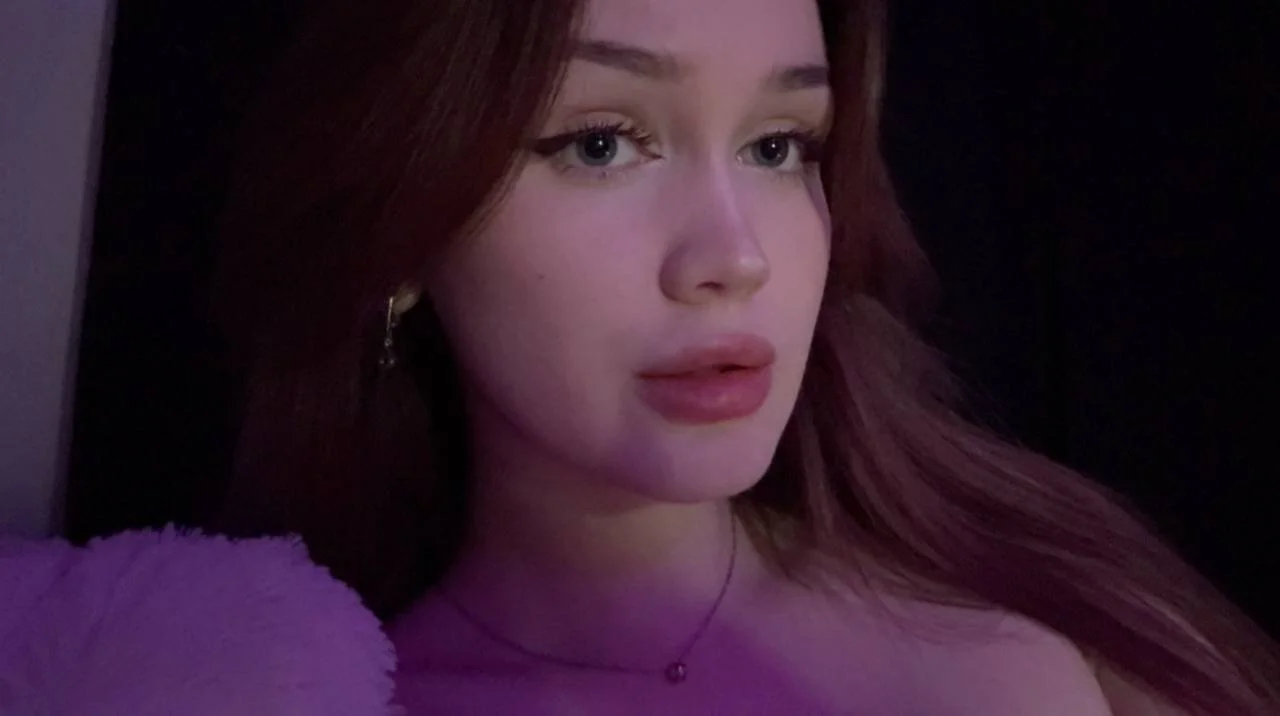 XXX Porn Photo of Nude RemyLarson 4