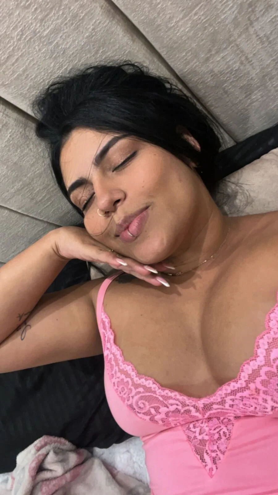 XXX Porn Photo of Nude kiana_cream 889
