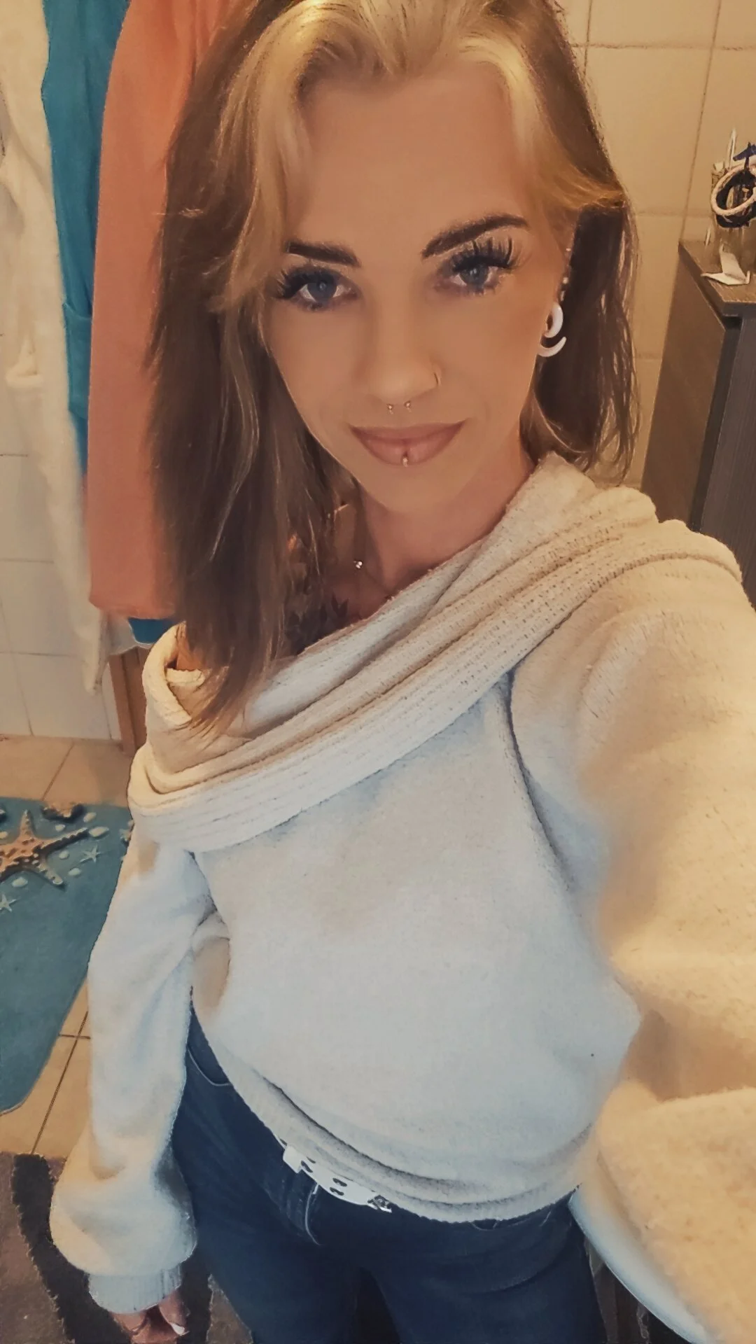 XXX Porn Photo of Nude Bella_Amazing 3