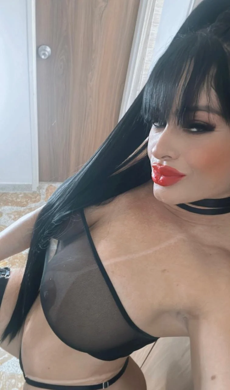 XXX Porn Photo of Nude CharlotteAngelss_ 45