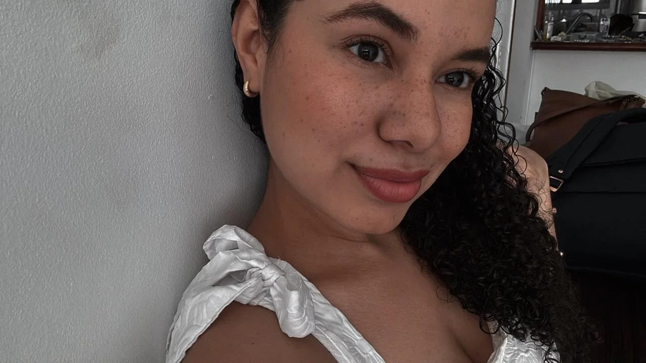 XXX Porn Photo of Nude angie_leonn 1
