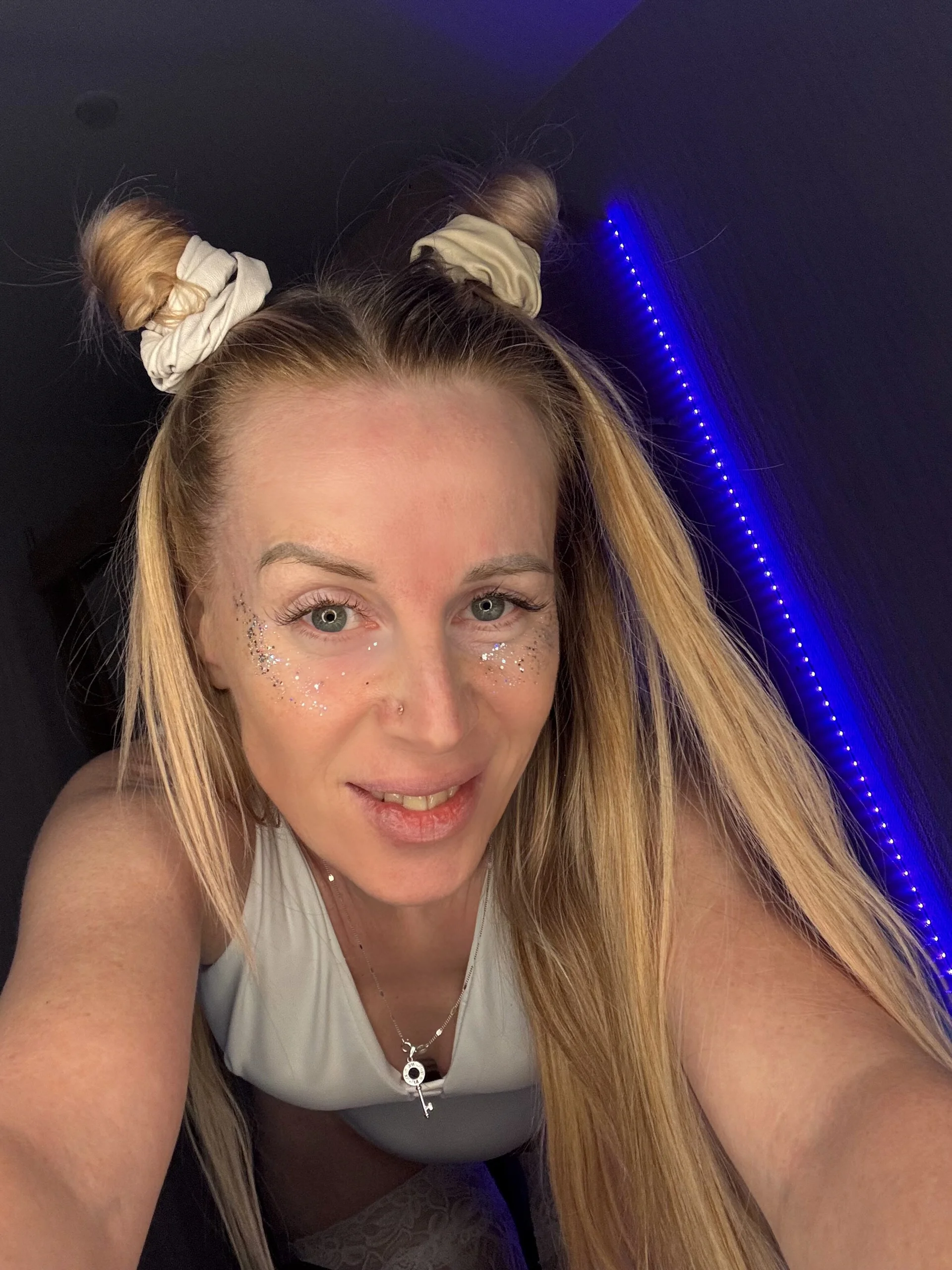 XXX Porn Photo of Nude Kess-Edison 5