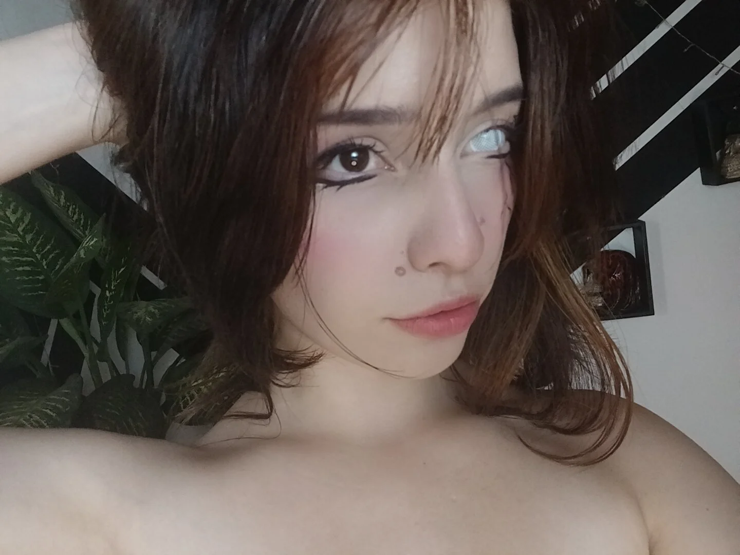 XXX Porn Photo of Nude lunacutie 2