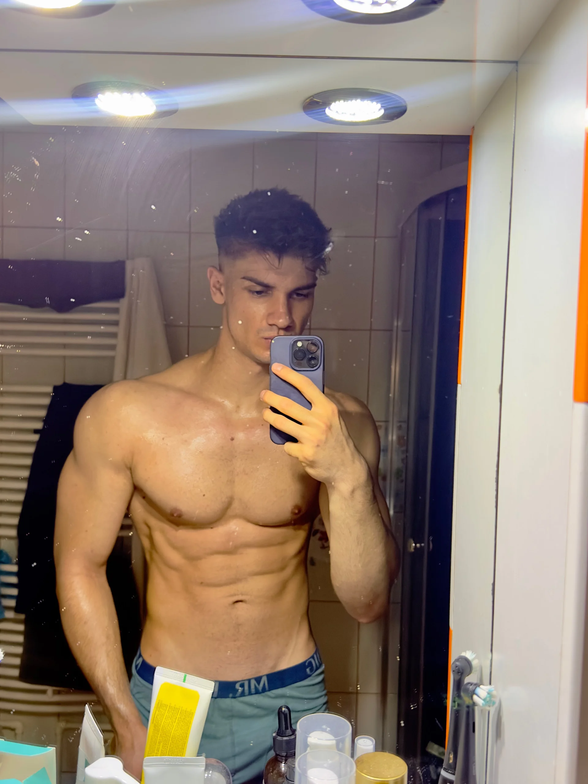 XXX Porn Photo of Nude MaxKaiden 12