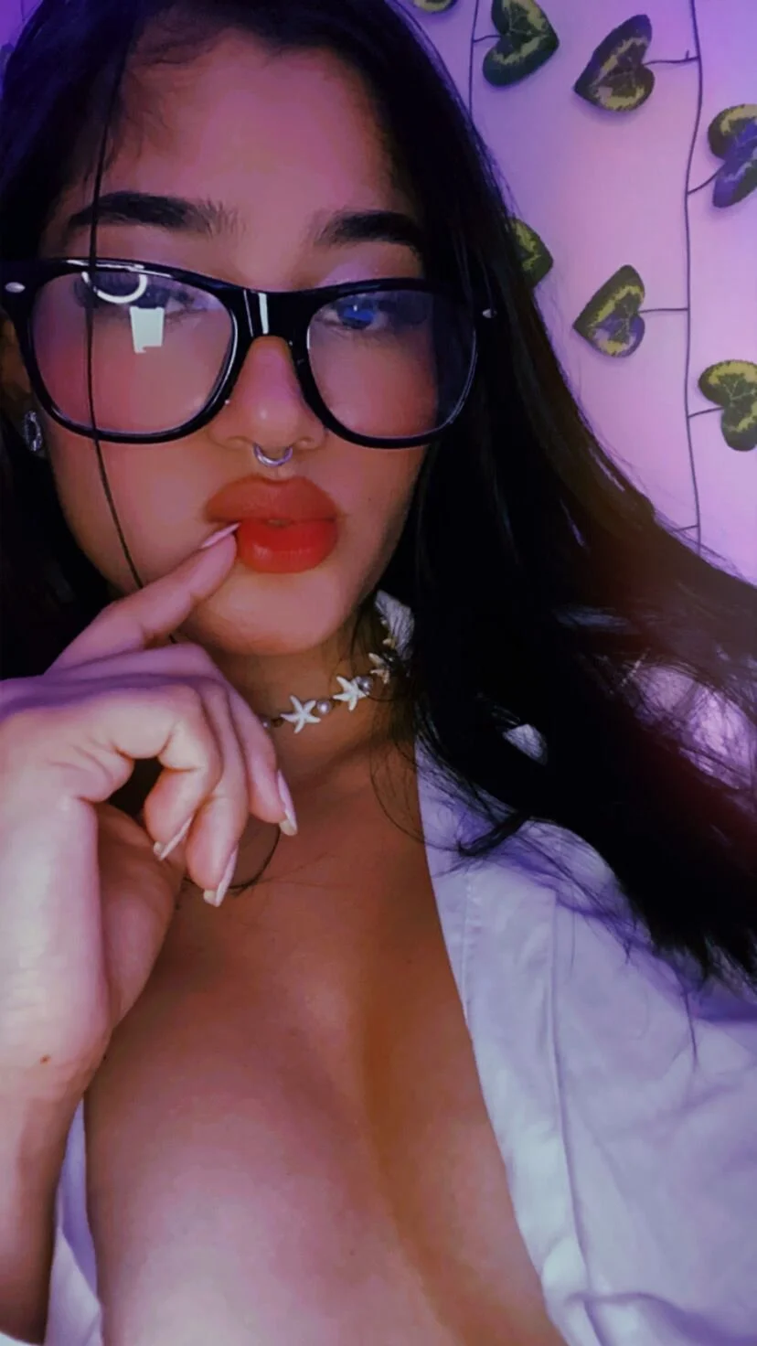 XXX Porn Photo of Nude charlotte_9999 40