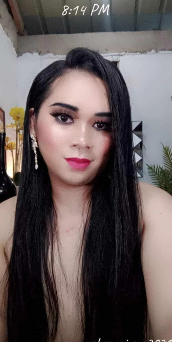 XXX Porn Photo of Nude horsecock_cassandra 10