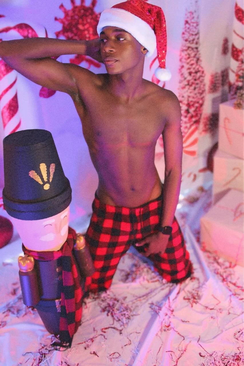 XXX Porn Photo of Nude noah_johes 25