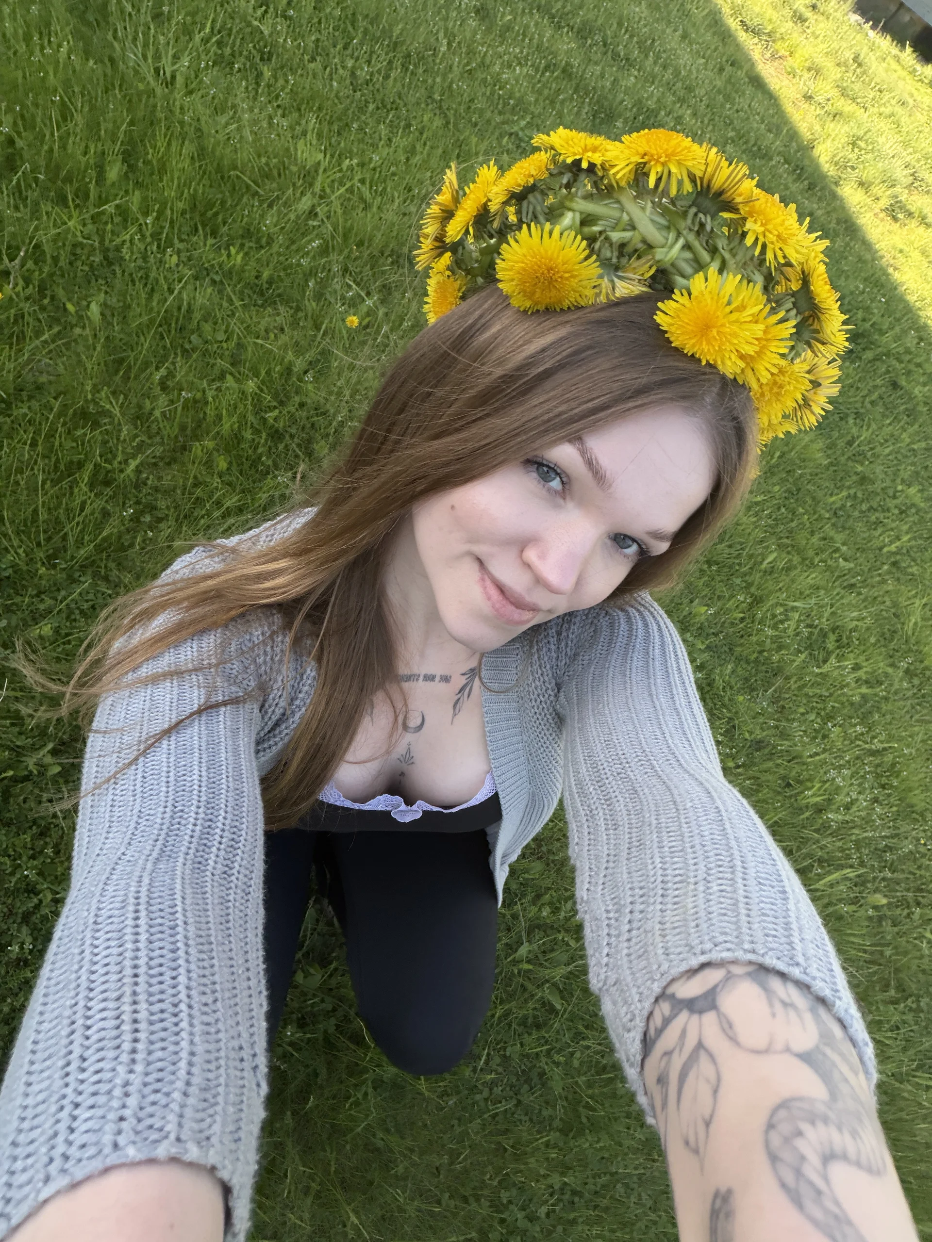XXX Porn Photo of Nude StreetSquirt 29