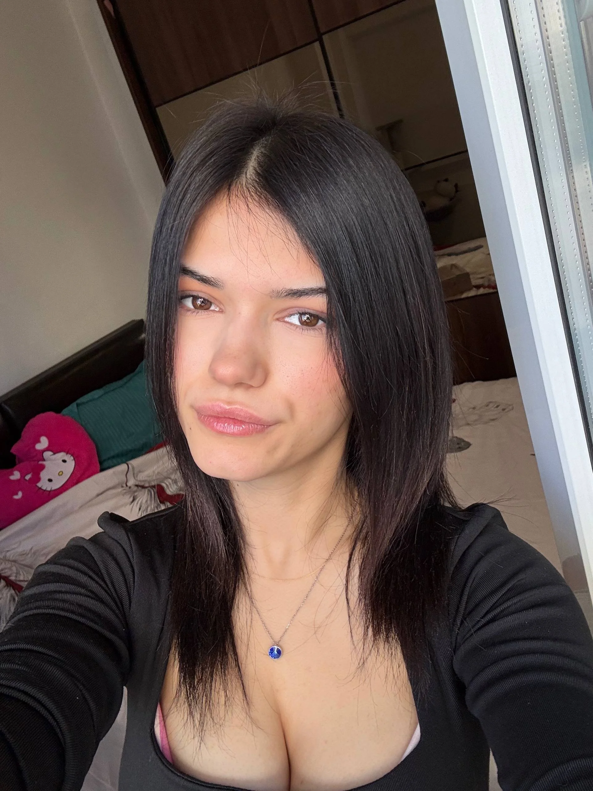 XXX Porn Photo of Nude HotMollyX 10