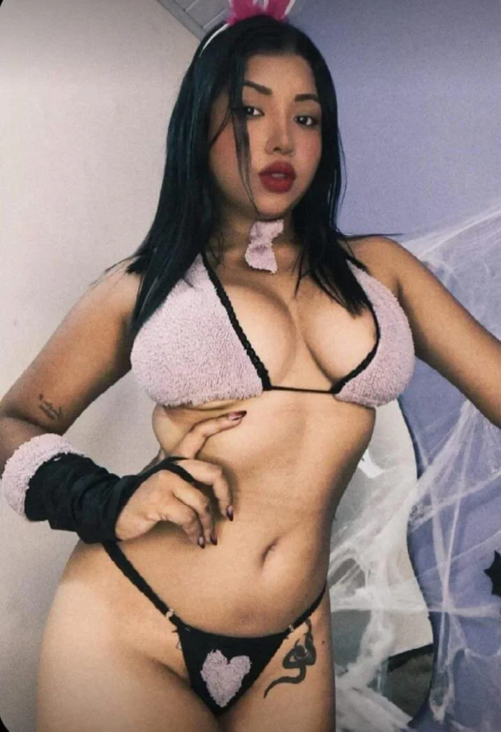 XXX Porn Photo of Nude zoe_tamara 7