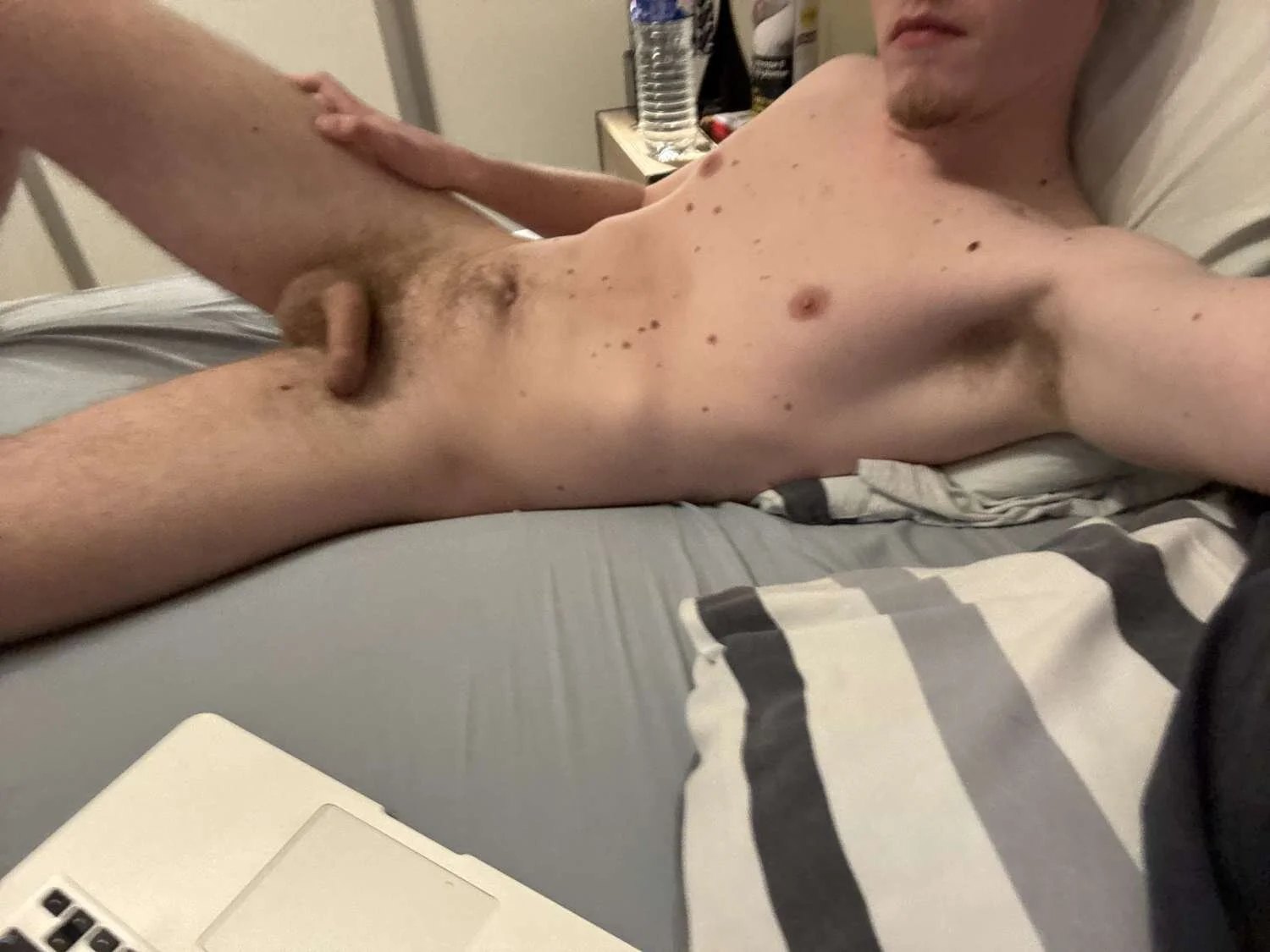 XXX Porn Photo of Nude TinySimon 2