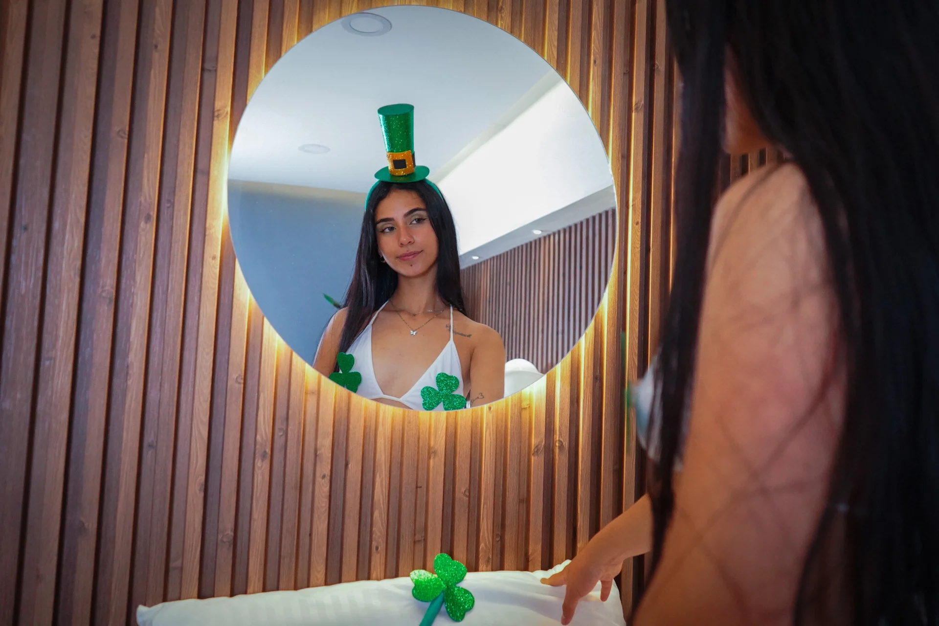 XXX Porn Photo of Nude isabella_cooper9 8
